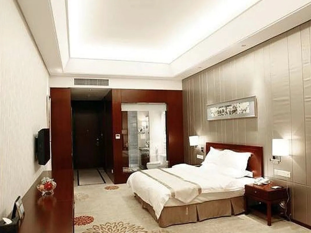 Dingding International Hotel
