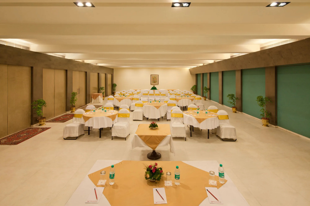 V Sarovar Portico MI Road Jaipur