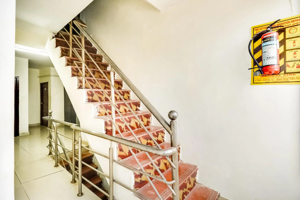 OYO 70481 Akshaya Residency