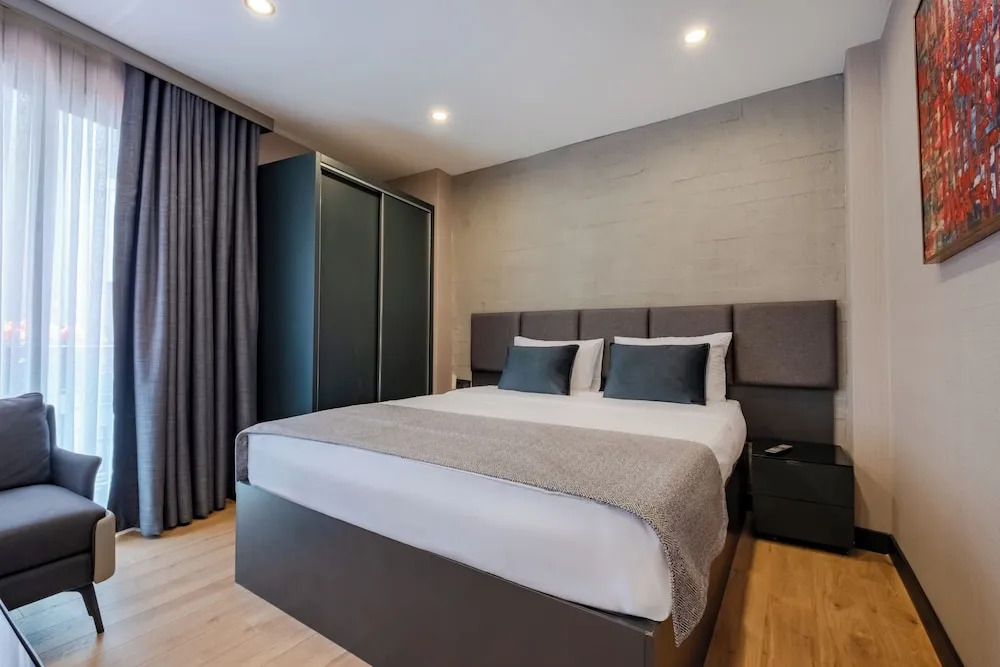 The Row Suites Taksim
