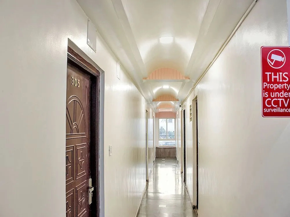 OYO 10678 Hotel Nandanvan