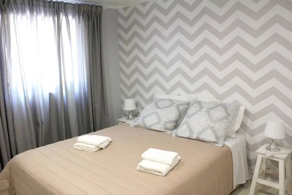 Charming House in Requião with Shared Pool