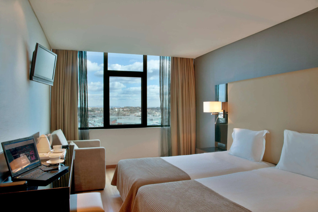 TURIM Alameda Hotel