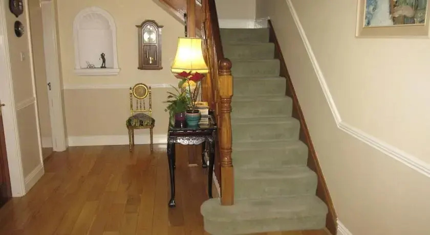 Knockmoy House B&B