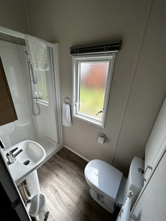 Gullivers Valley, M1, JCT 31