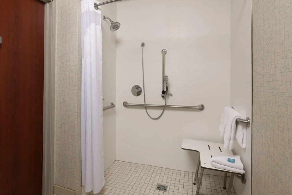 Holiday Inn Express Independence - Kansas City by IHG
