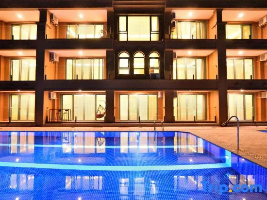 Fuxian Lake Rongxi Yuehu Resort Hotel