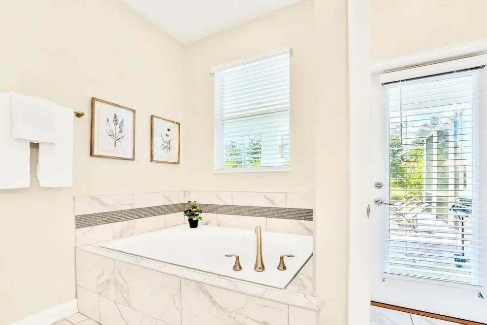 Stunning 8BR Home w BBQ Pool Hot Tub