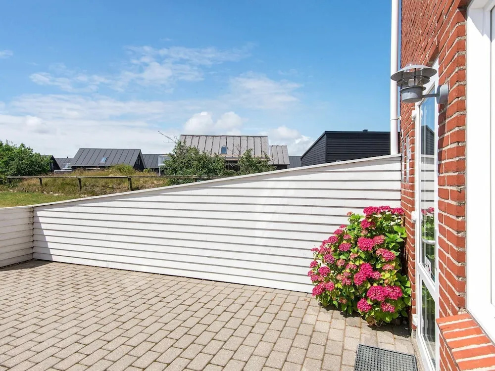 Captivating Apartment in Rømø With Terrace