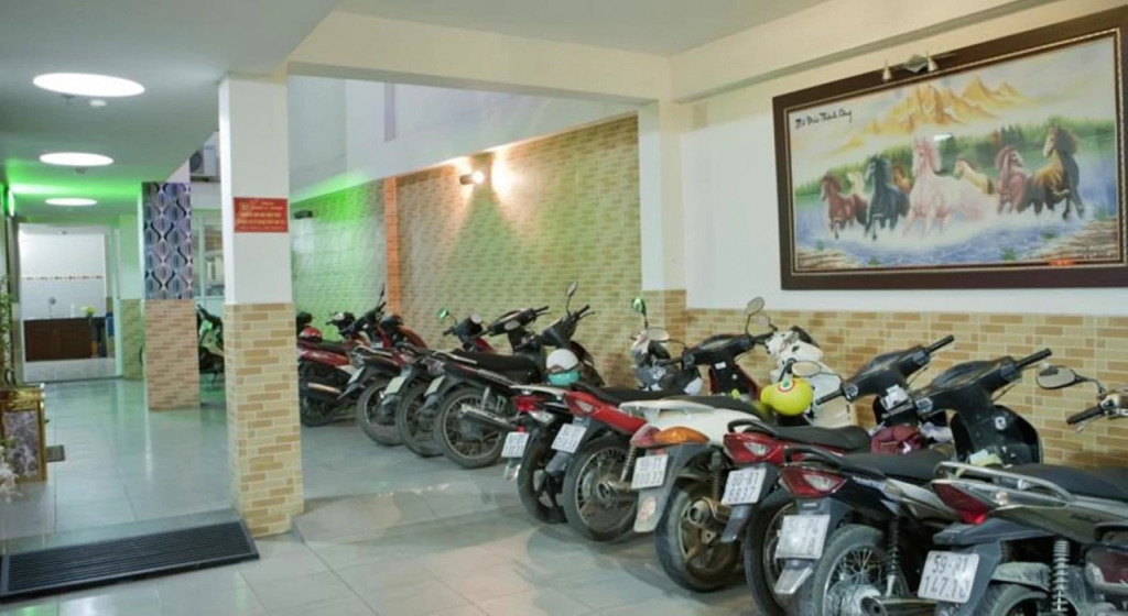 Spring Hung Anh Hotel - Sân Bay TSN Nhà Ga T3