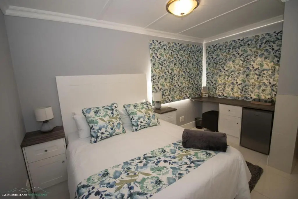 Dawson Manor Guest House