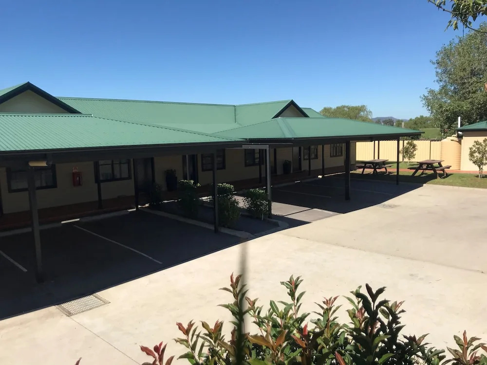 The Grapevine Motel