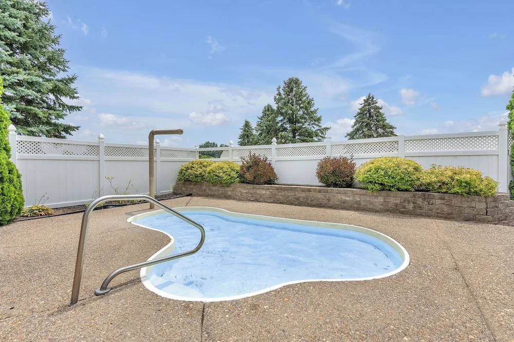 Indiana Beach Hotel and Banquet Hall
