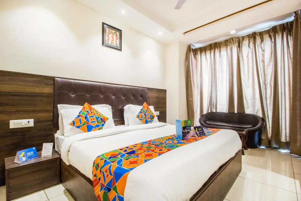 FabExpress Le Continental - Nr New Delhi Railway Station