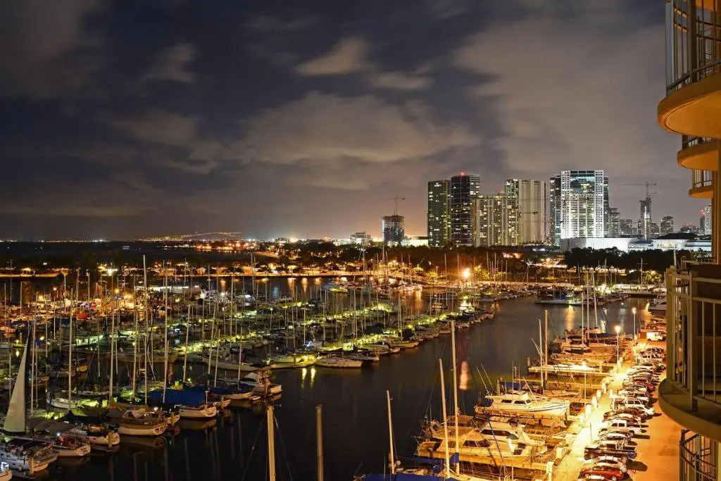 Ilikai Marina #988