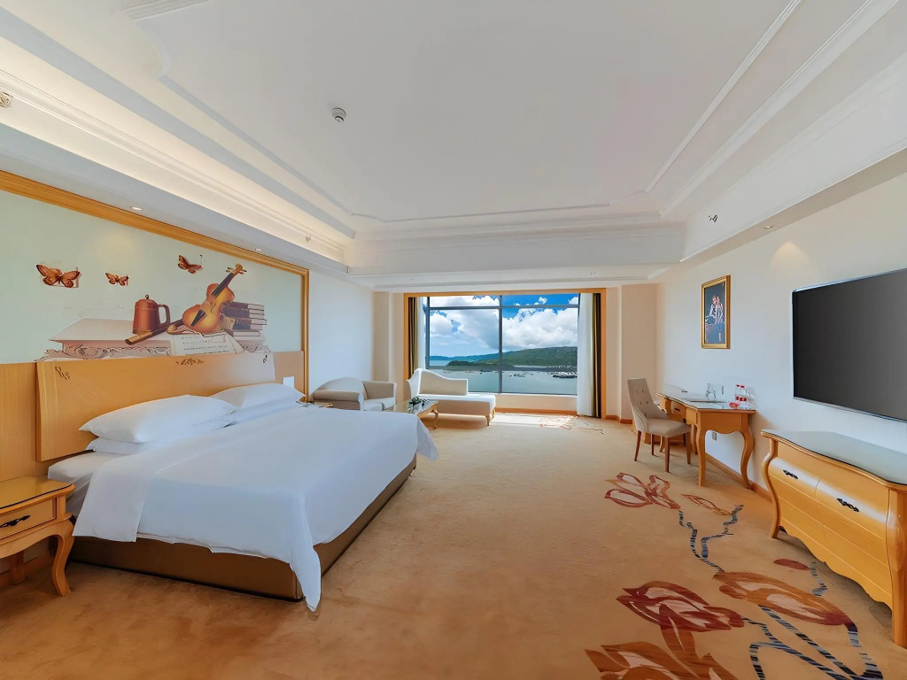 Vienna International Hotel (Huizhou Daya Bay Coastal Park Branch)
