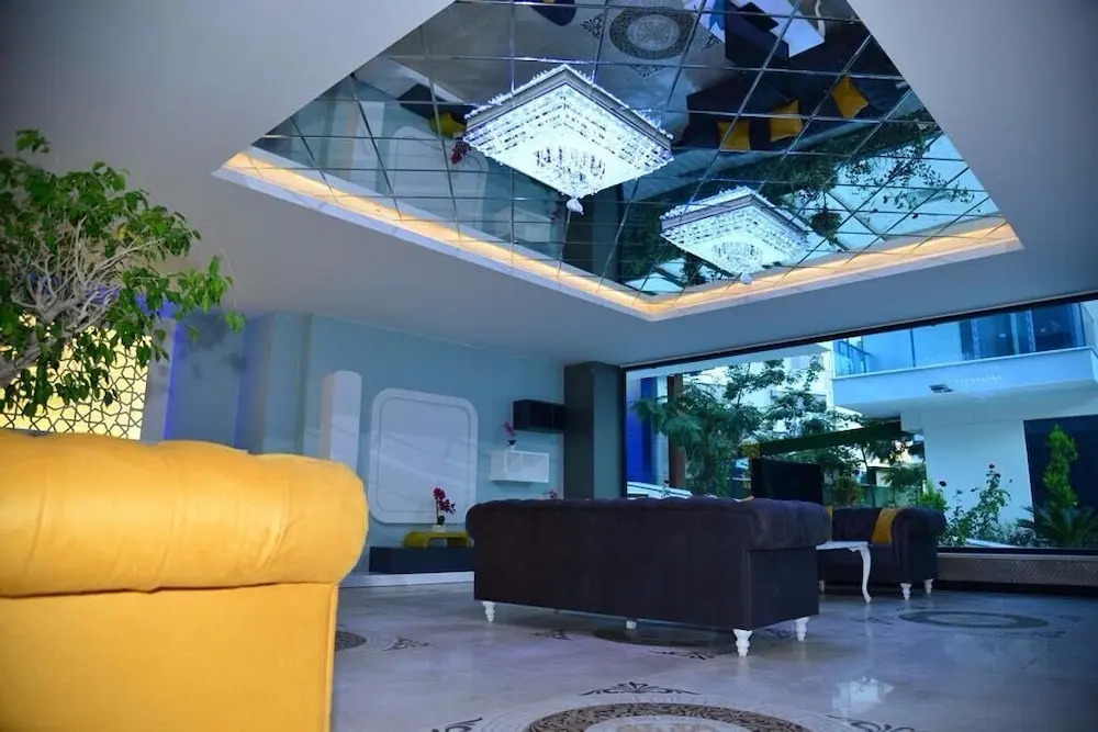 Luxury 2 Bedroom Flat 200 Meters to the sea