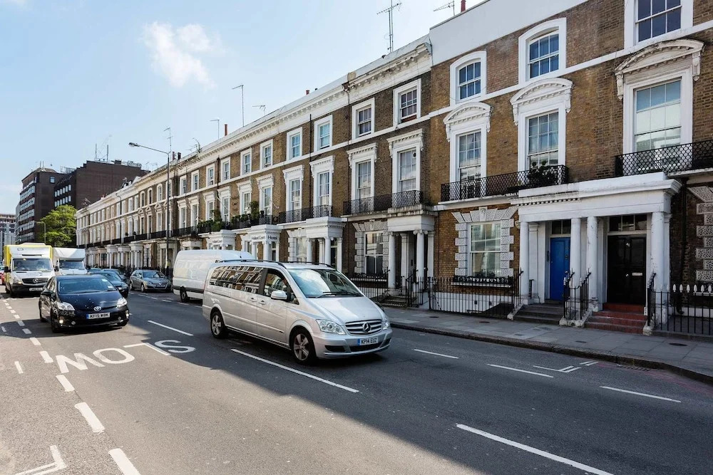 Veeve - Kensington Chic