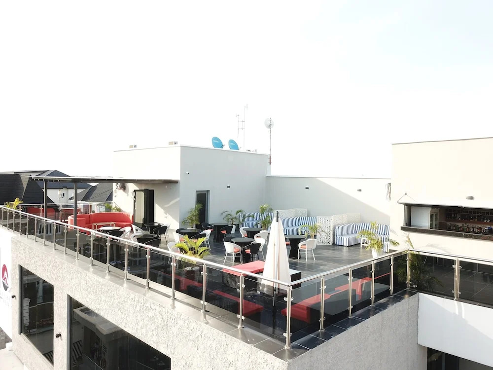 Mayhill Hotel