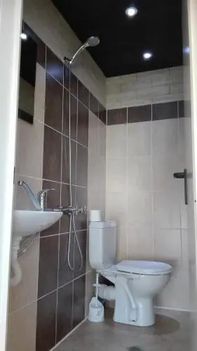 NiYa Guest House