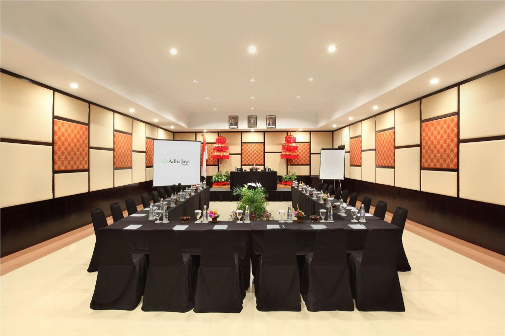 Adhi Jaya Hotel