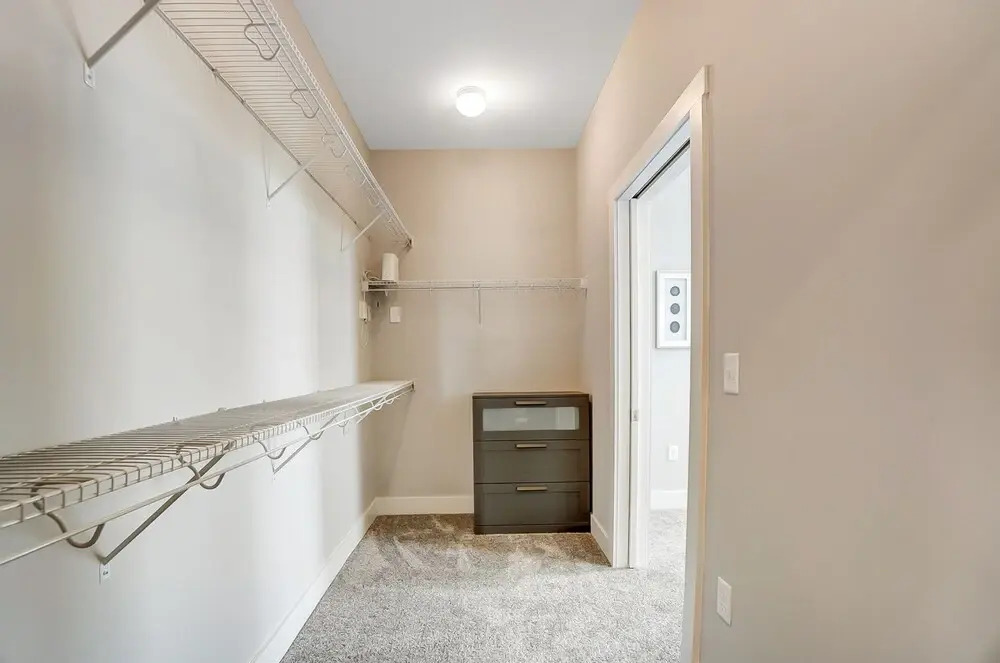 Opulent Corner 2BR Near OSU w Garage Parking