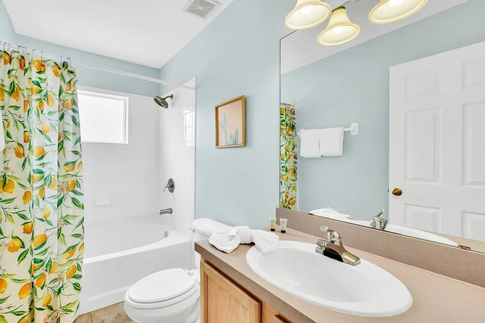 Brand New Quiet 4 BR Townhome in Emerald Island