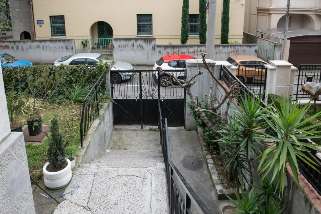 Neimar Apartment with Wi-Fi and parking