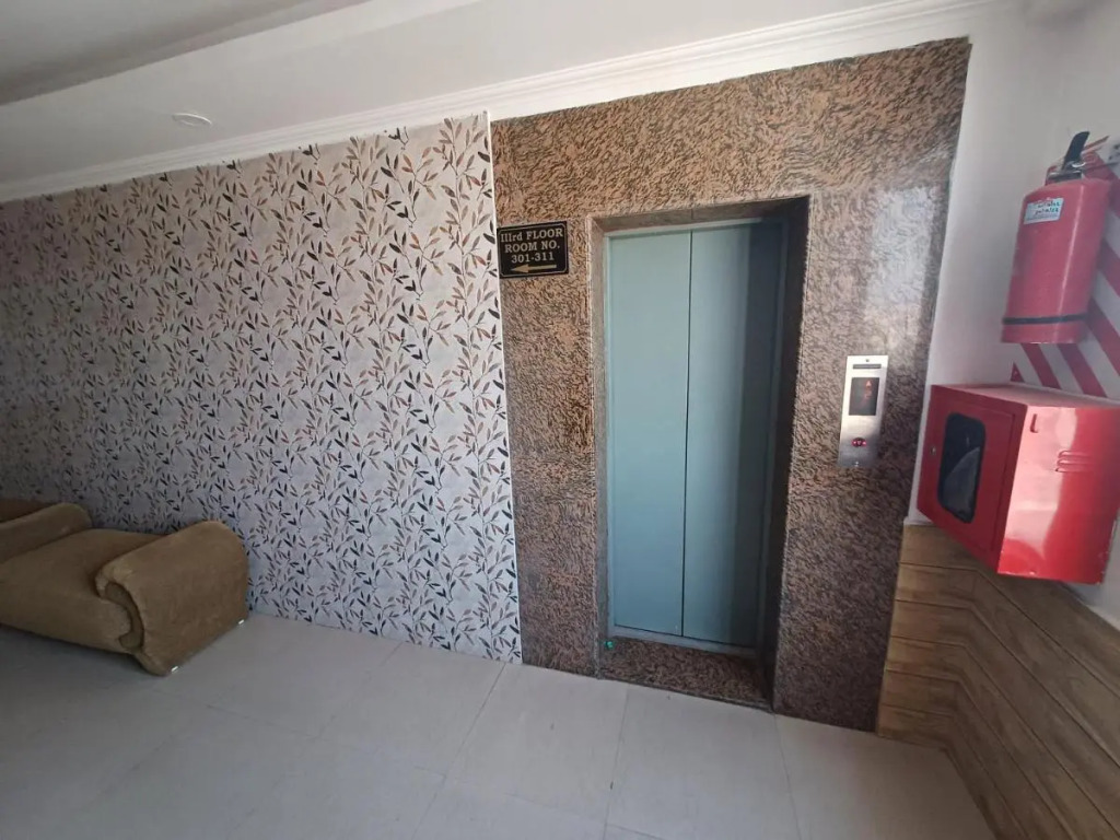 Hotel Star Inn