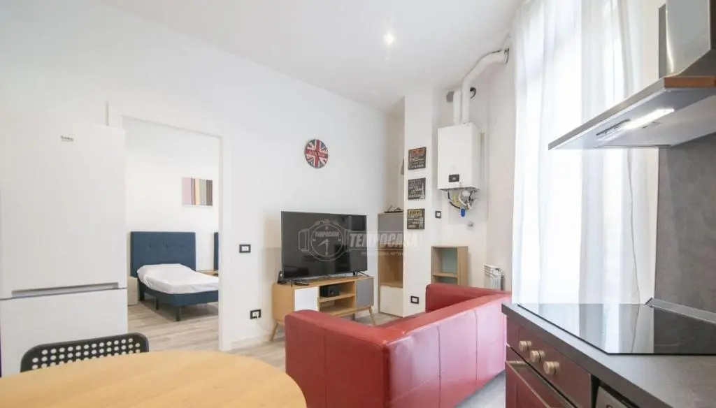 TheTechFlat-4people-2bedrooms-24Hours Self Check in - RedMetro Sesto Marelli Duomo Fiera - For professionals and remote workers 32inch Monitor and Desks optimized for laptop - No City tax required - great wifi - dishwasher, washing machine and microwave