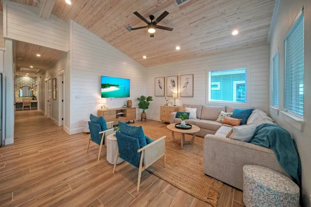 Pool, Firepit + Golf Cart Zone + Near Beach Looney Dunes by Avantstay