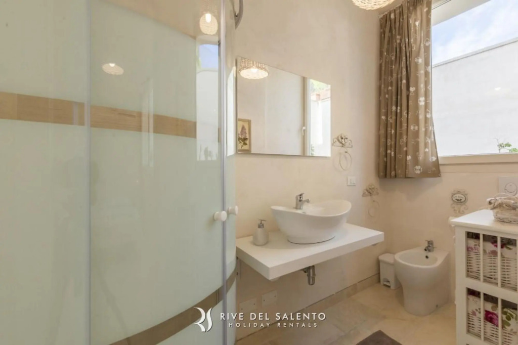 Charming apartment in a splendid villa with swimming pool in Lecce, a few km from the centre-Reginella Deluxe