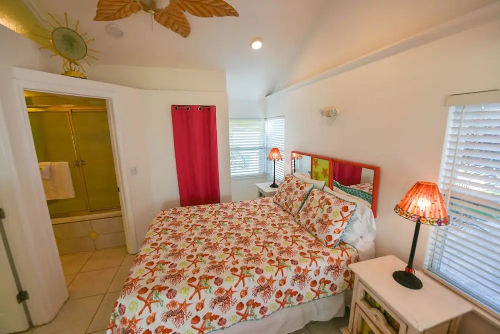 Tropical Breeze Apartment 2