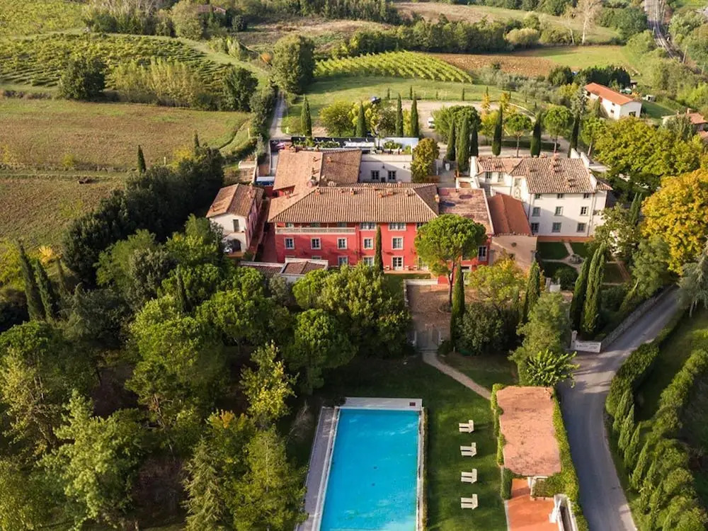 Palagio 13 in Chianti With Shared Pool