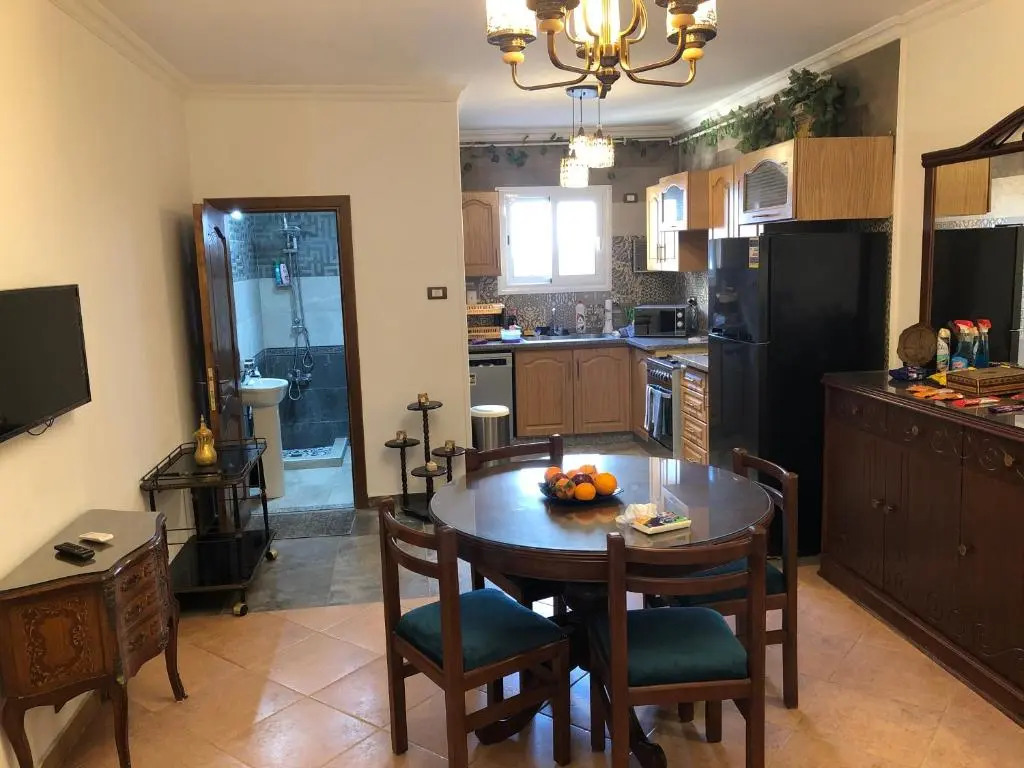 Three bedrooms apartment Nile view maadi