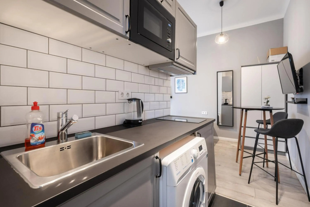 KL31 - Best Location - Elegant Historic Residence by BQA