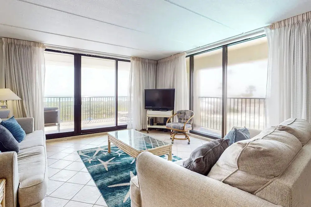 Beachside 3BR Resort Condo: Suntide III - Unit 210