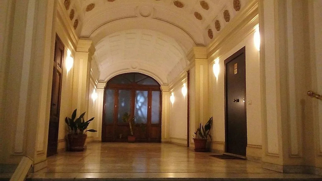 Laterani DFM