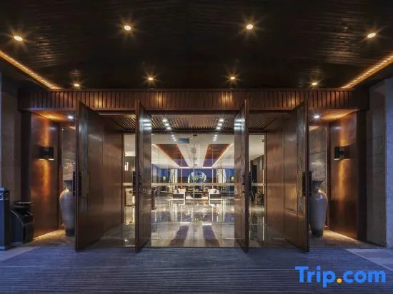 Tianmu Lake Yuhu Peninsula Hot Spring Hotel