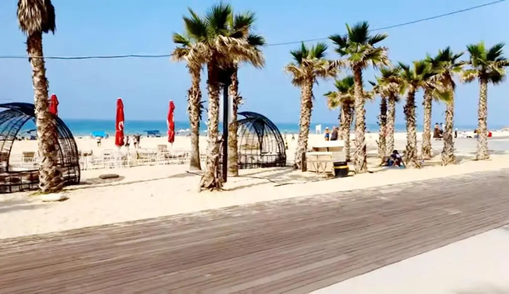 apart hotel tlv/bat yam beach front 834