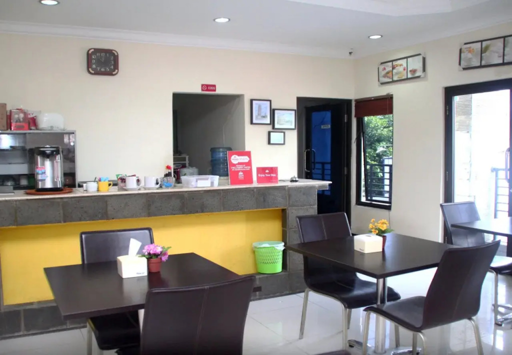 Family Guest House Surabaya