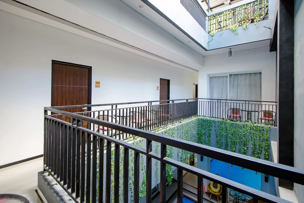 OYO 1057 Premier Guest House
