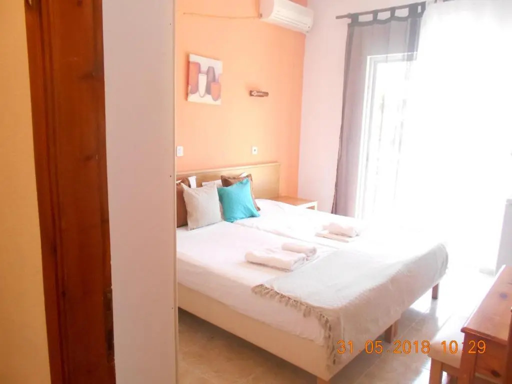Doukas Apartments & Studios