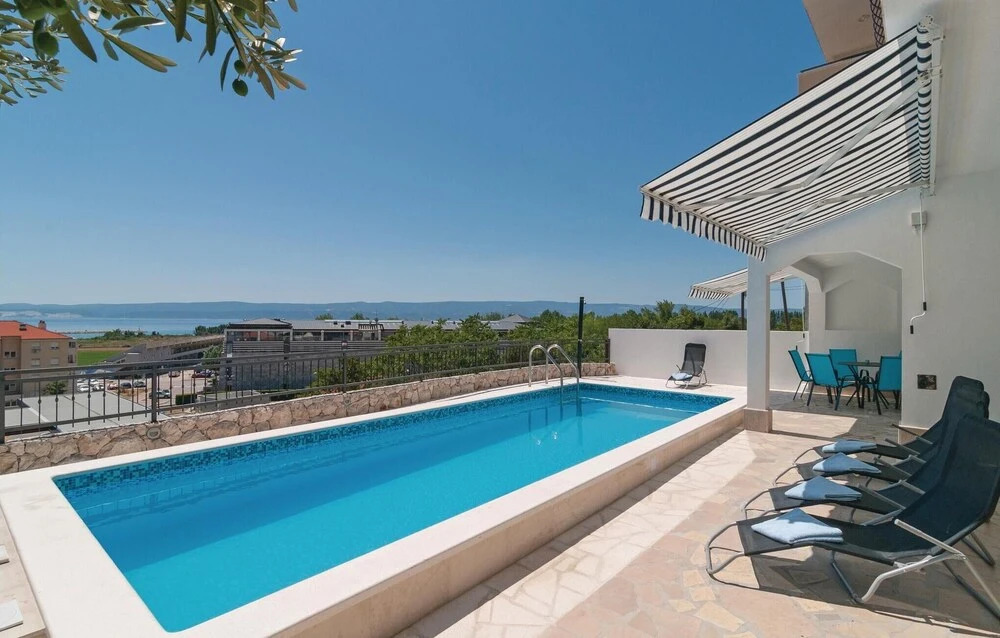 Awesome Home in Omis With Wifi and 6 Bedrooms