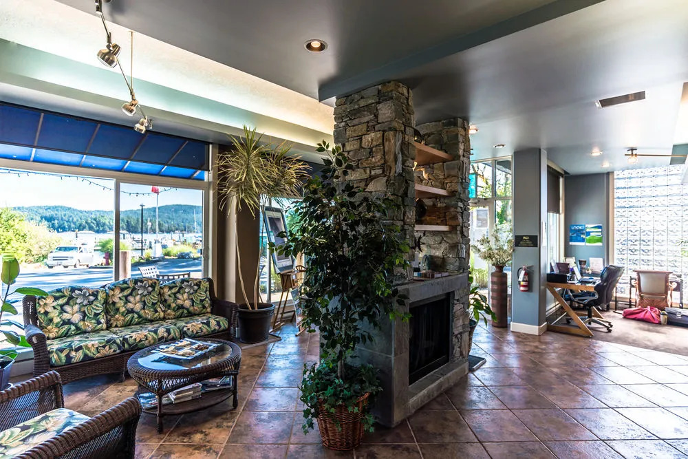 Sooke Harbour Resort & Marina