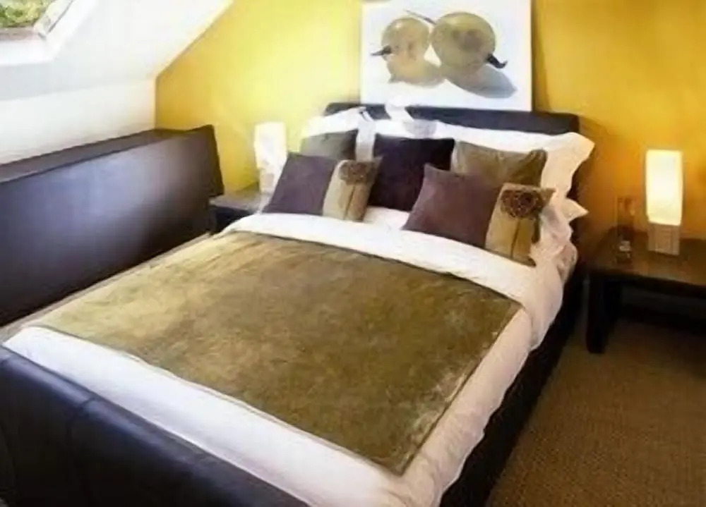 Royal Forester Country Inn