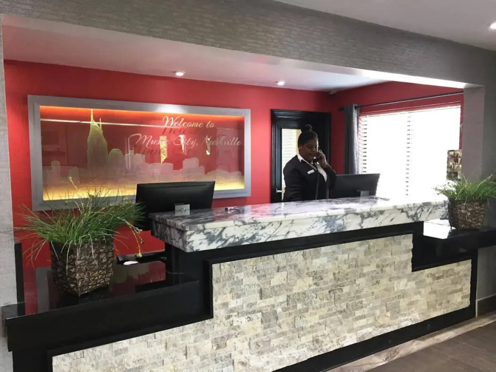 Luxe Hotel Nashville Airport