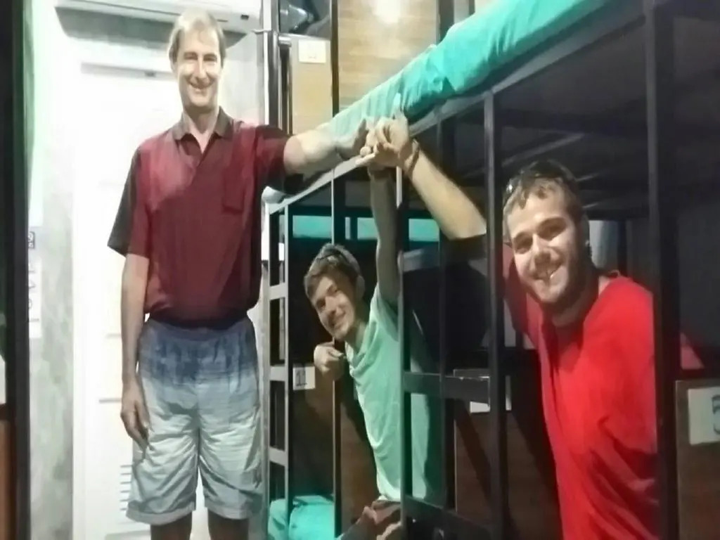 Czone Hostel - Adults Only