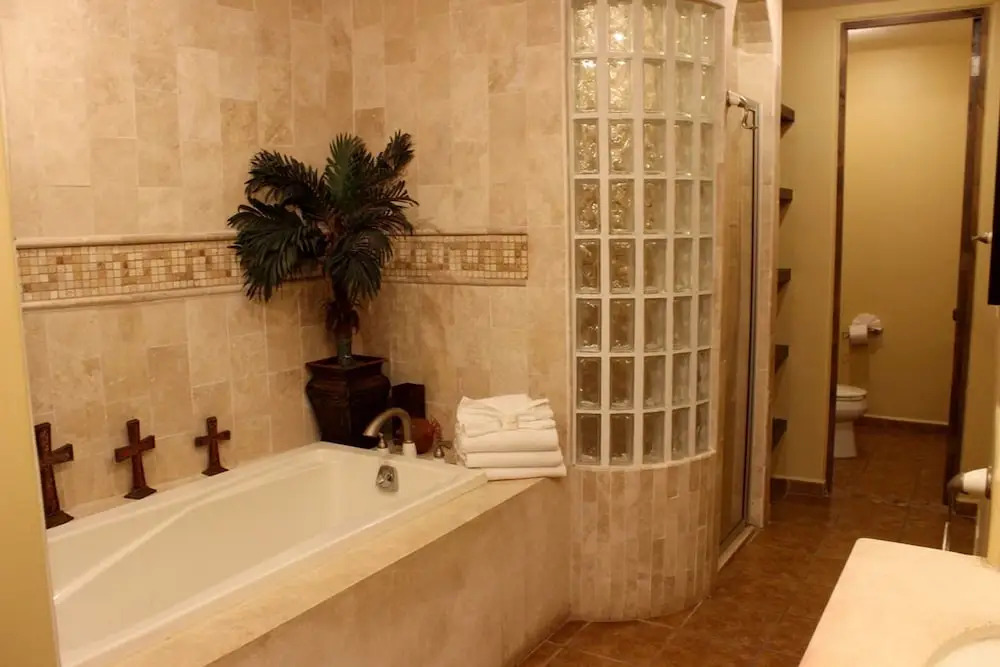 Bella Sirena 2BR BE 604-v by Casago