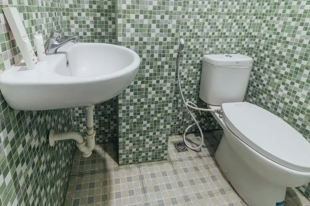 OYO 2010 Satria Guest House